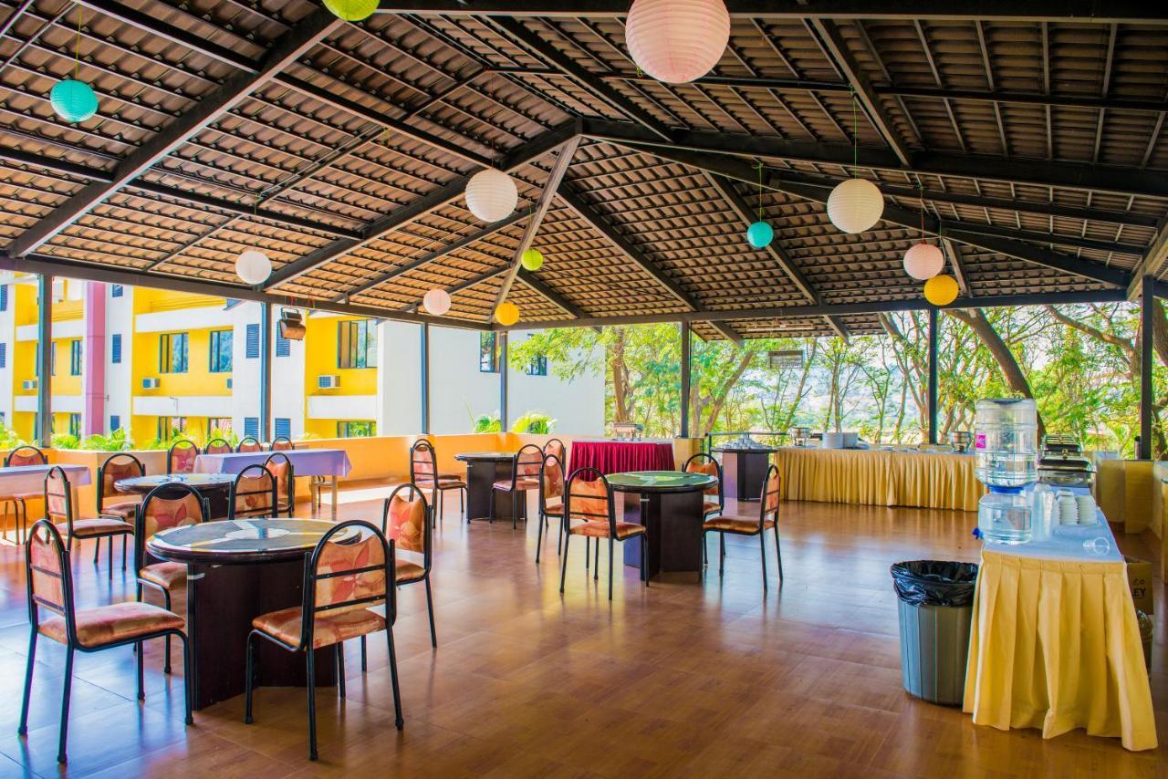 Monteria Resort Chauk-karjat Exterior foto