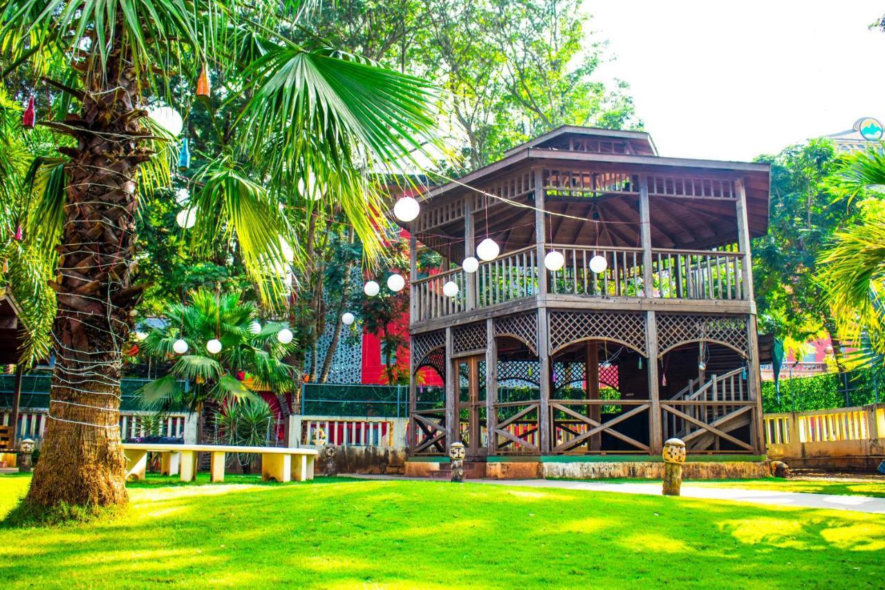 Monteria Resort Chauk-karjat Exterior foto
